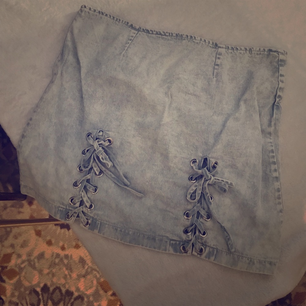 POL skirt